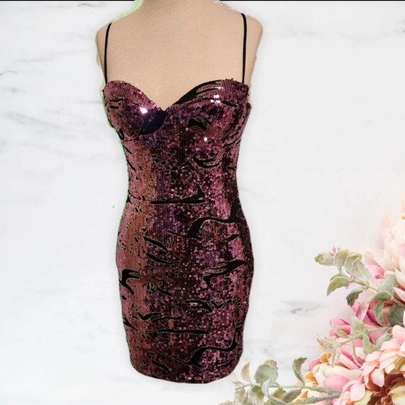 Rubber Ducky Productions, Inc. Dresses & Skirts - Rubber Ducky Beach Side Full Sequence Dress Sz Med